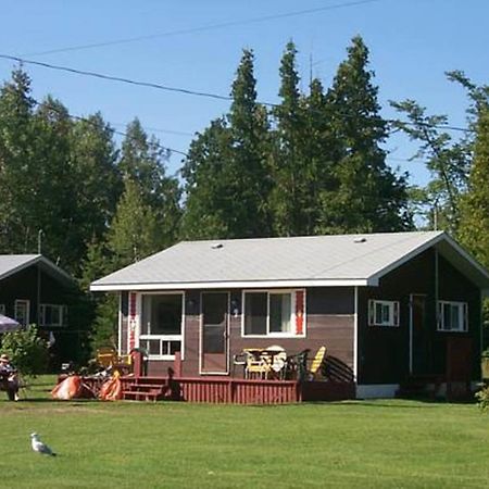 Wee Point Resort Manitowaning Habitación foto