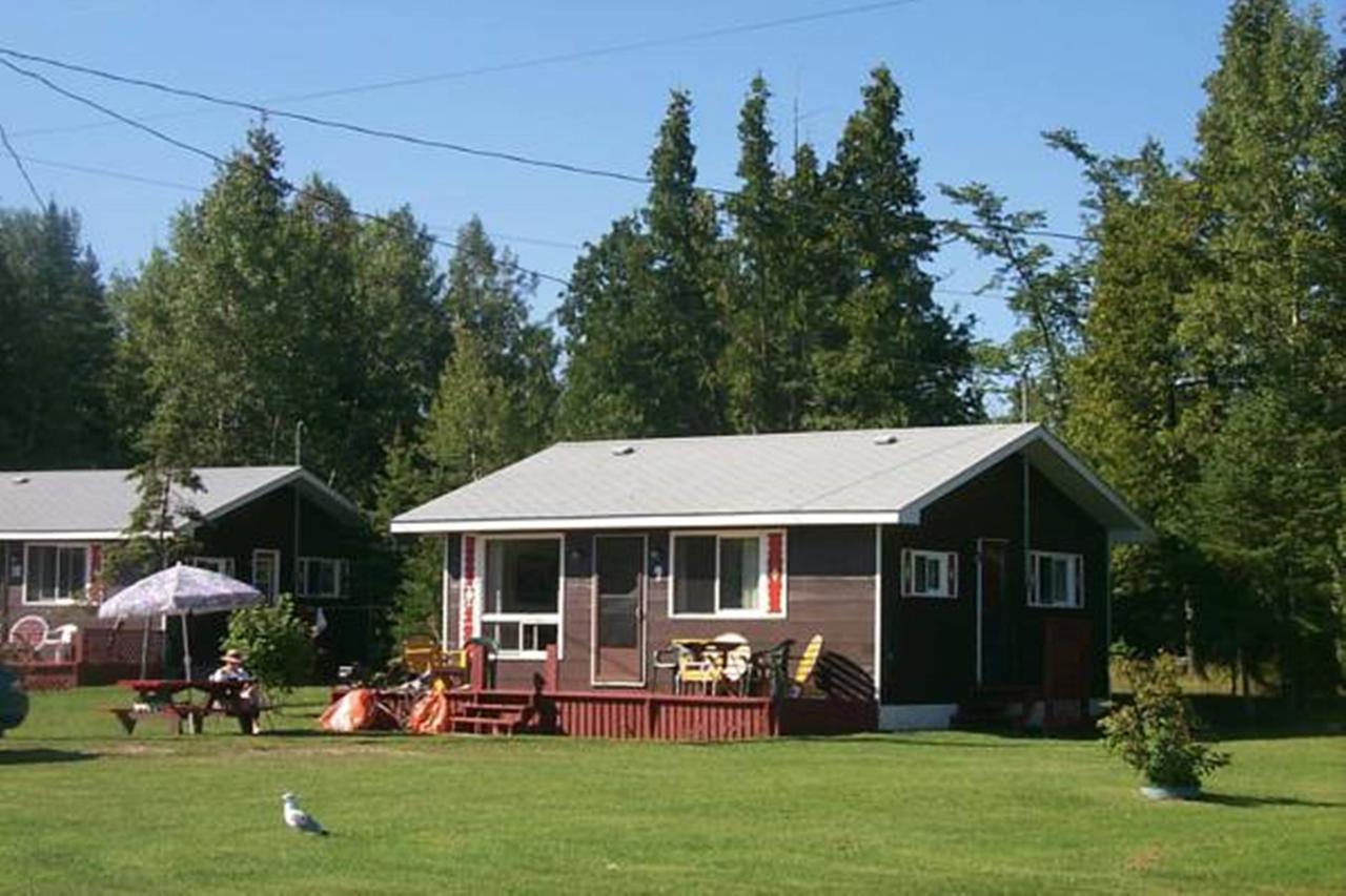 Wee Point Resort Manitowaning Habitación foto